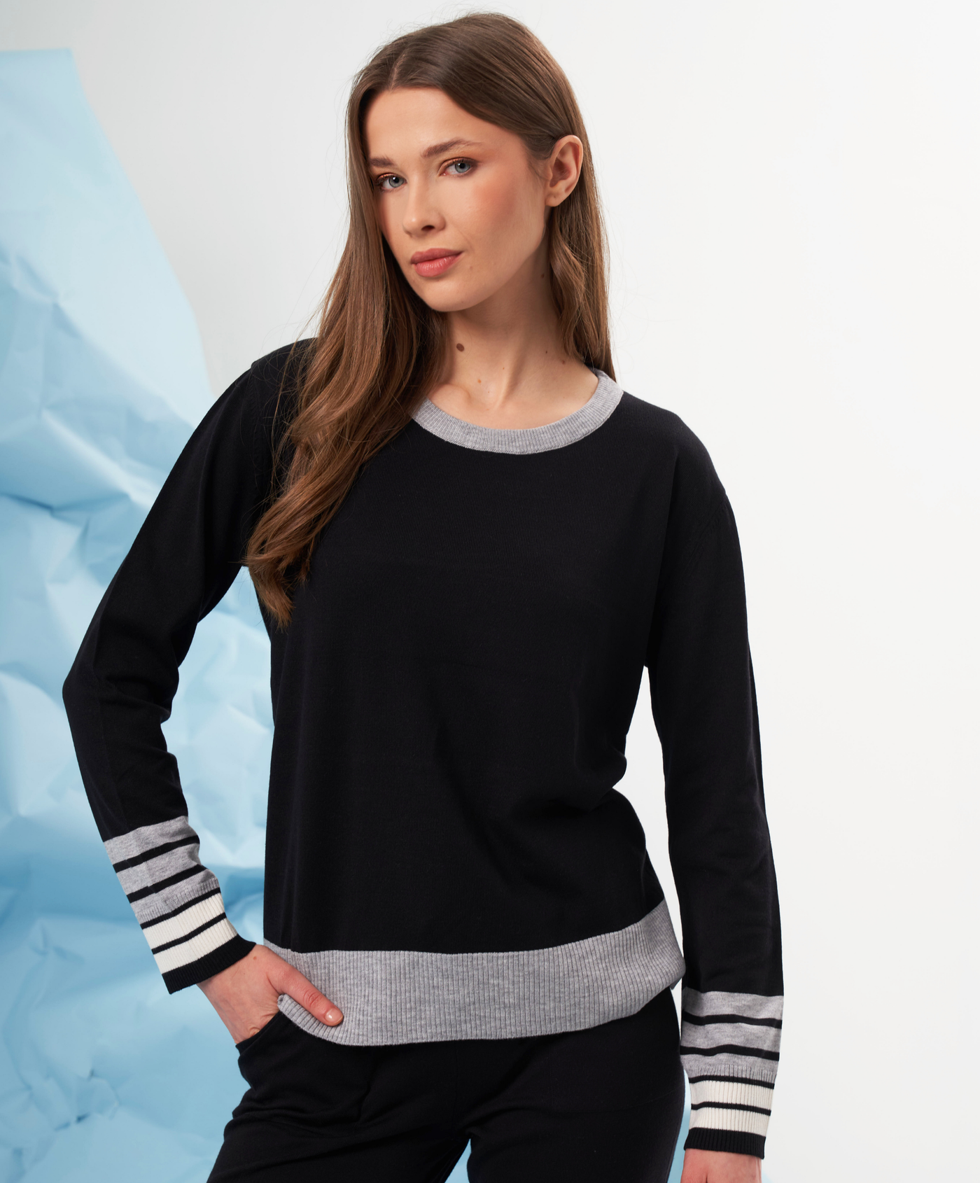 Stripe Sleeve Scoop Neck